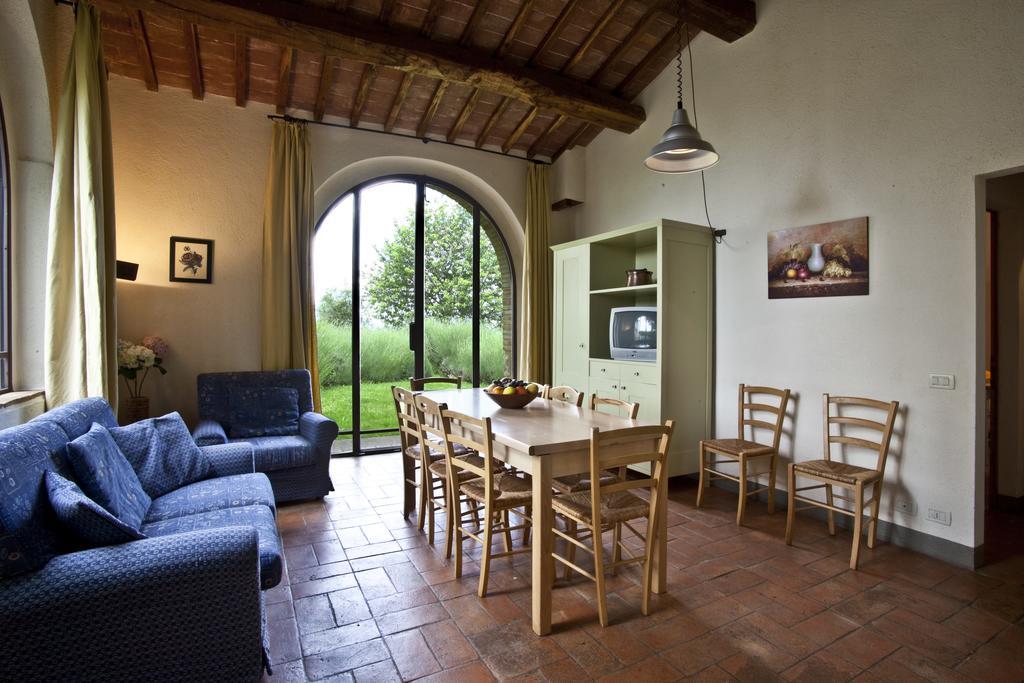Podere Il Pino Поджибонси Номер фото