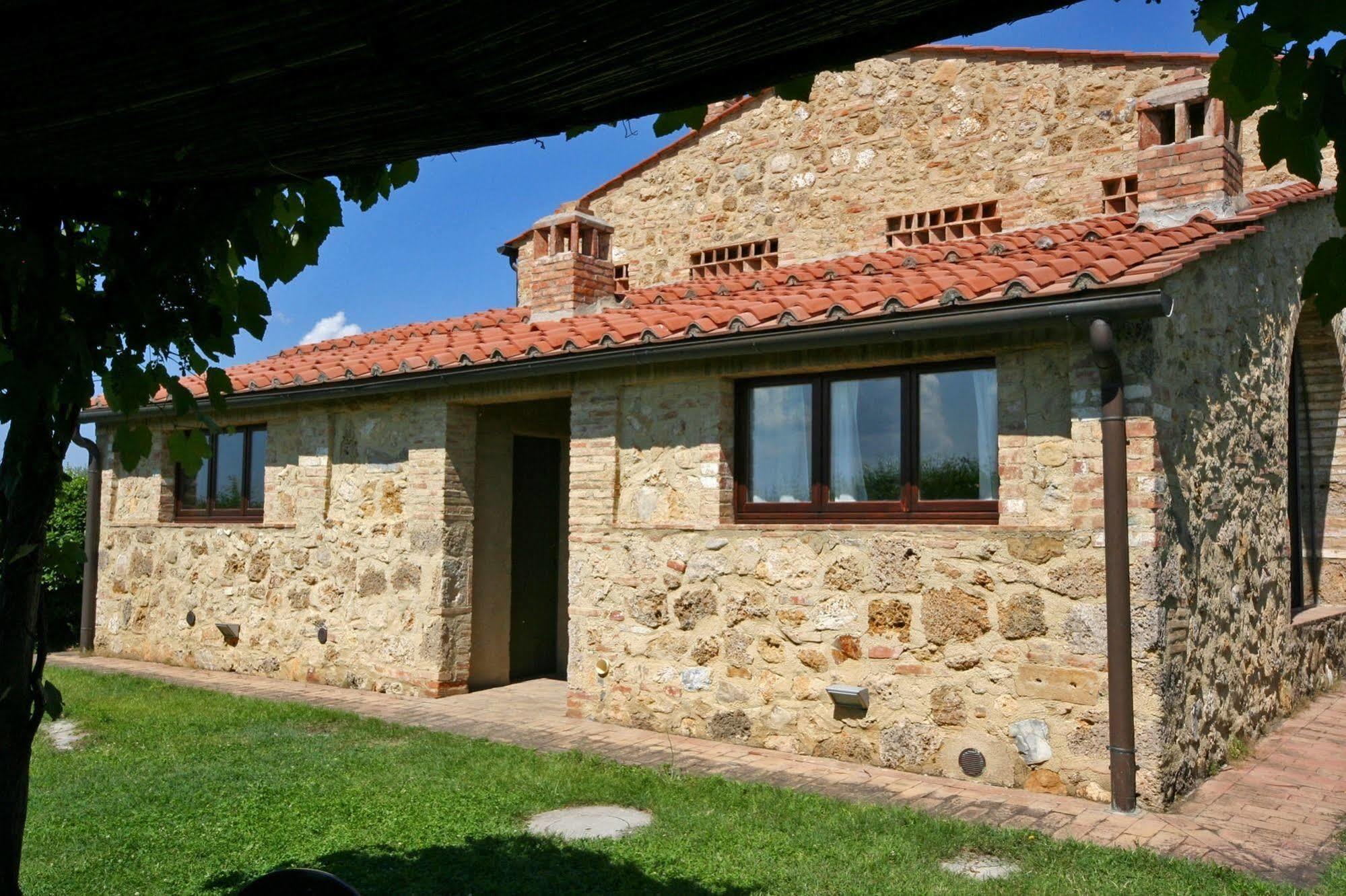 Podere Il Pino Поджибонси Экстерьер фото