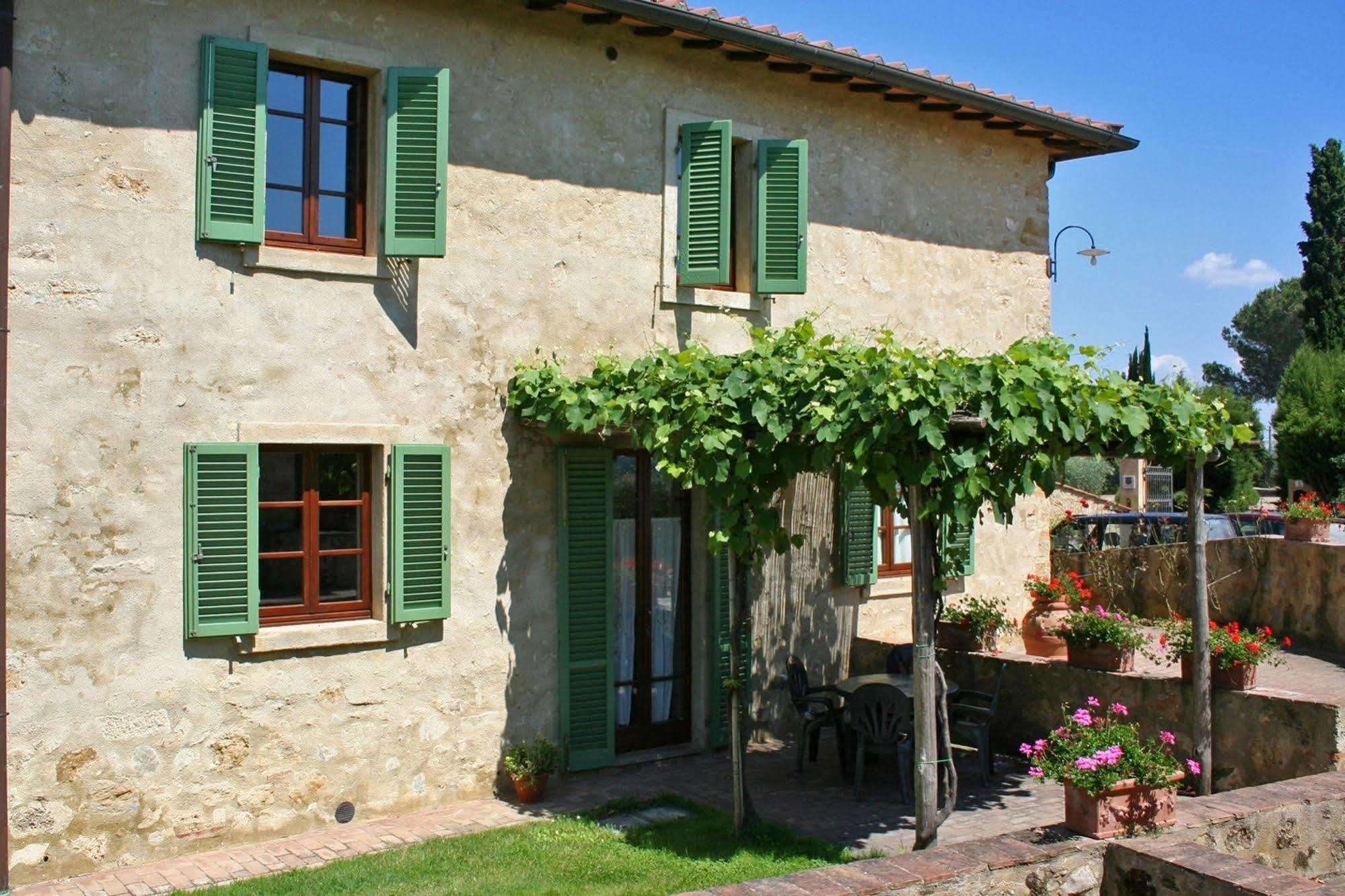 Podere Il Pino Поджибонси Экстерьер фото